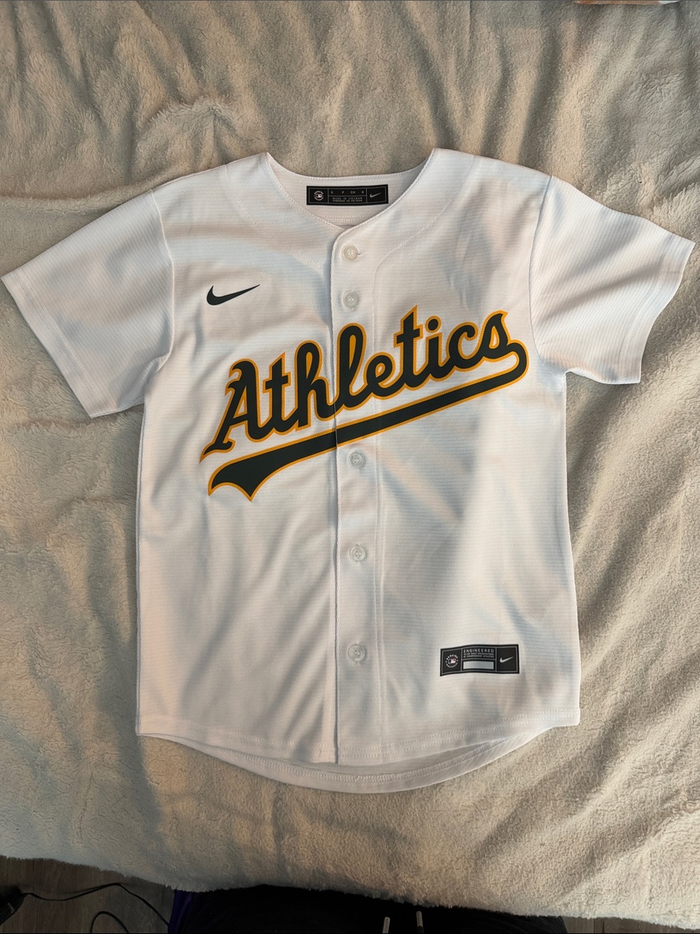 Nike White Kids Oakland A’s Athletics Baseball Jersey with Green and Gold Script